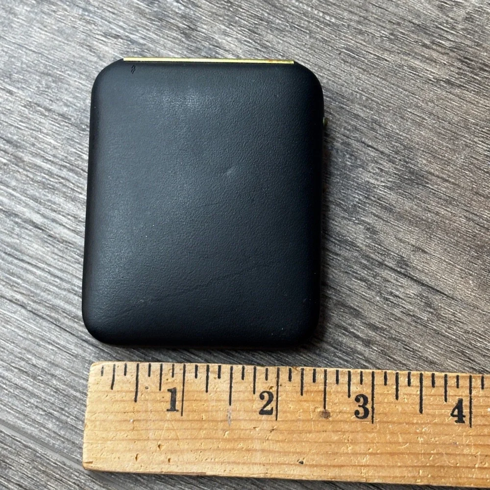 Vintage Millano Cowhide Black Leather 6-Hook Key Case Gold Tone Clamshell Wallet